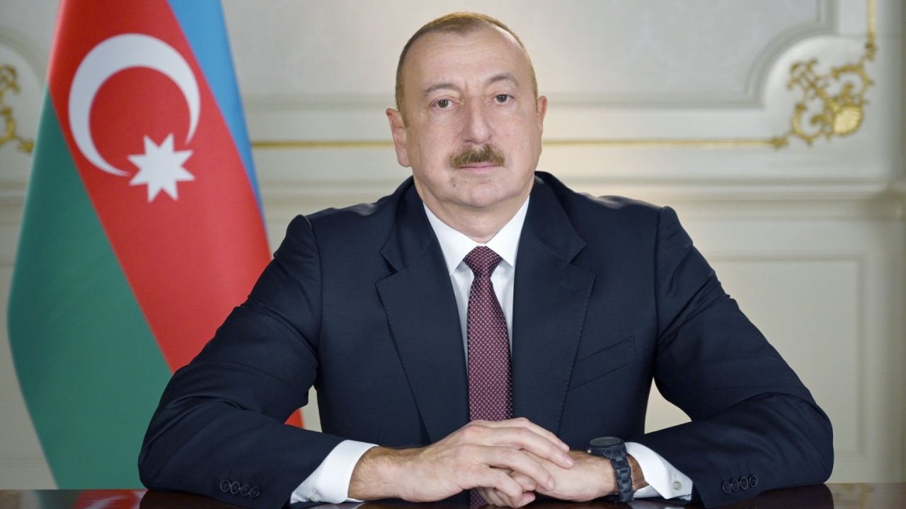 President Ilham Aliyev, President Vladimir Putin hold phone talk