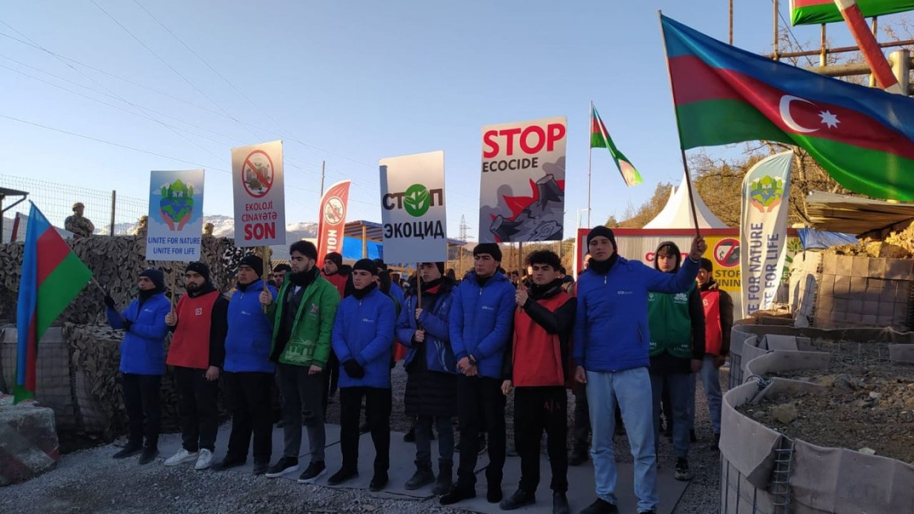 Azerbaijani eco-activists continue peaceful protest on Lachin-Khankendi road (TEST)