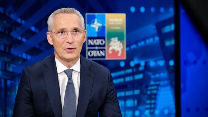 Stoltenberg: Yarın Ukrayna'nın NATO üyeliği konusunu ele alacağız