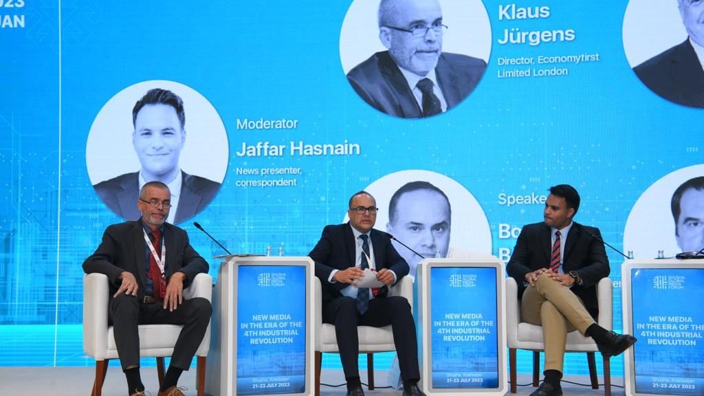 "Müasir informasiya mühitində media menecmenti və dayanıqlı media biznes modellərinin yaradılması" adlı panel müzakirəsi olub