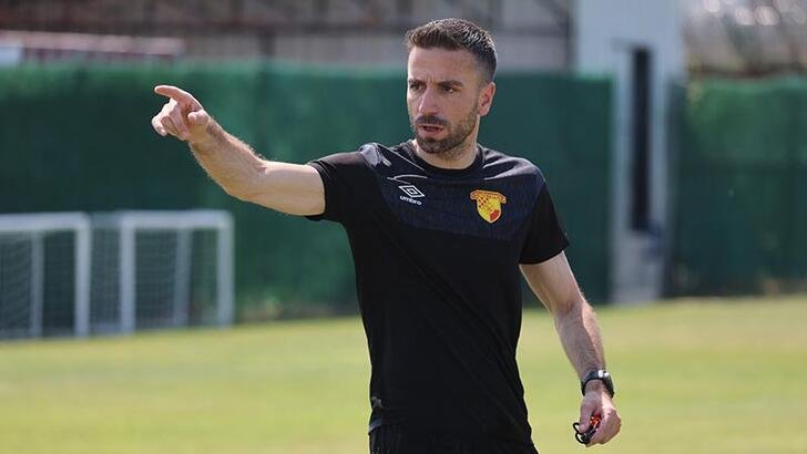 Göztepe'de Kokovic resmen teknik direktör oldu