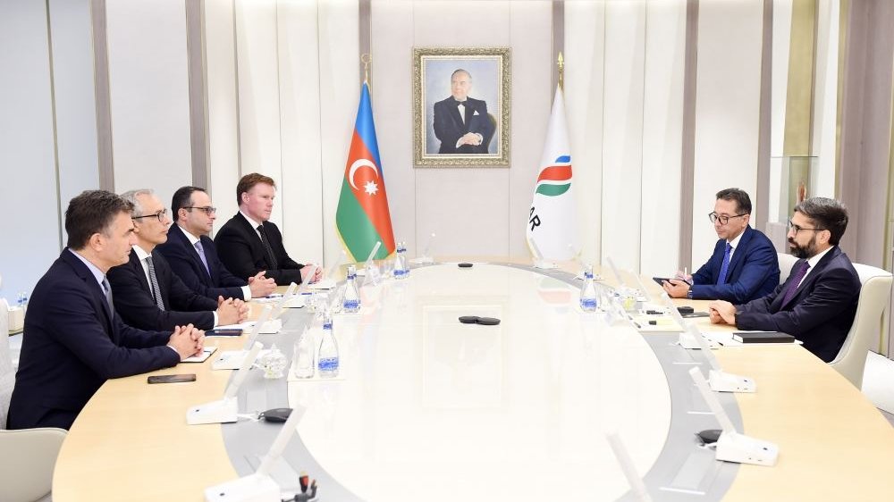 SOCAR-ın prezidenti “ACWA Power” şirkətinin baş icraçı direktoru ilə görüşüb