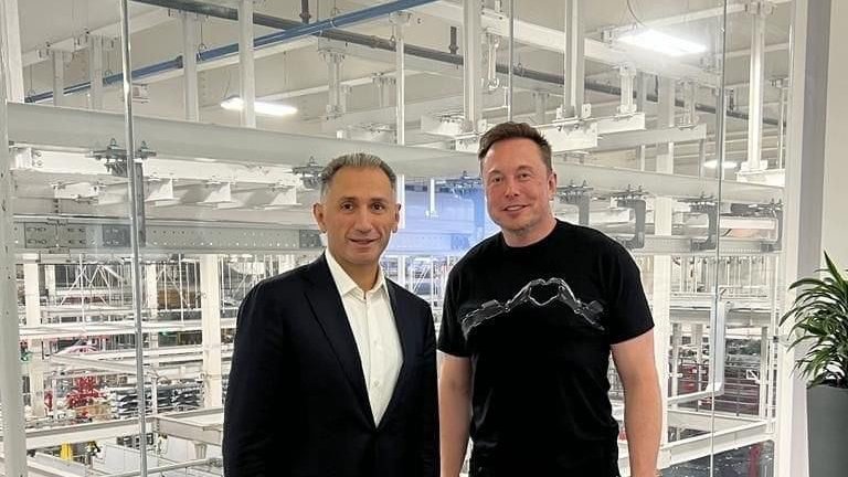 Azerbaijan, Elon Musk talk satellites launch