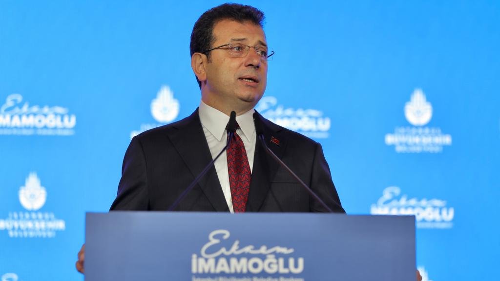 İmamoğlu: 2024'te rakibimin kim olduğunu biliyorum