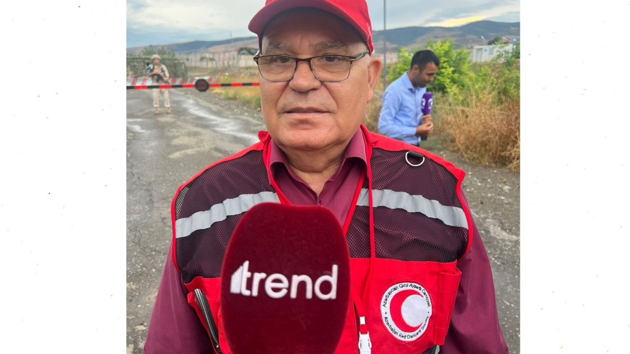 Humanitarian convoy from Baku in Aghdam waiting for response from Armenians - Red Crescent Society rep