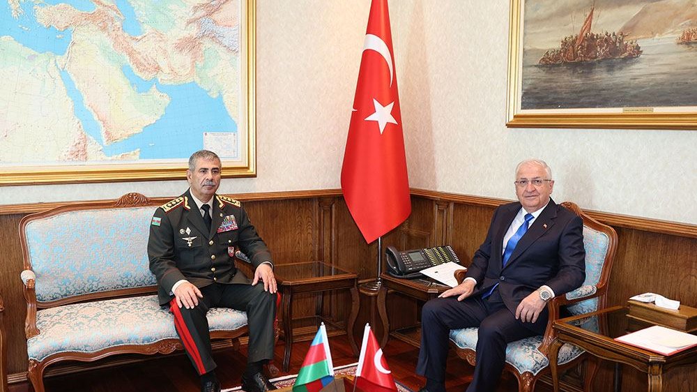 Azerbaijani, Turkish defense ministers meet in Ankara