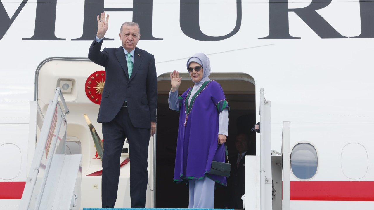 Cumhurbaşkanı Erdoğan, G20 Zirvesi için Hindistan'a gitti