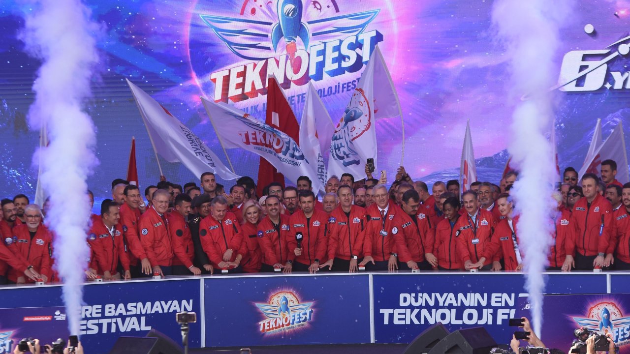 TEKNOFEST İzmir'de başladı