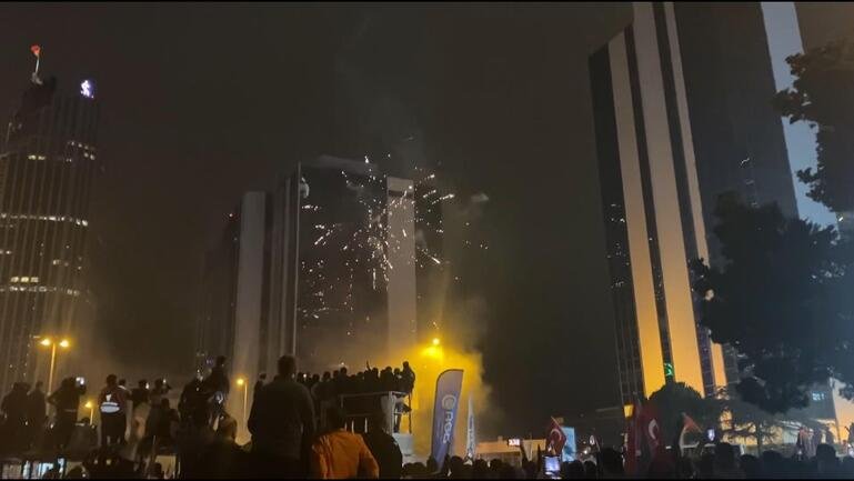 İsrail'in hastaneye yaptığı saldırı birçok ilde protesto edildi