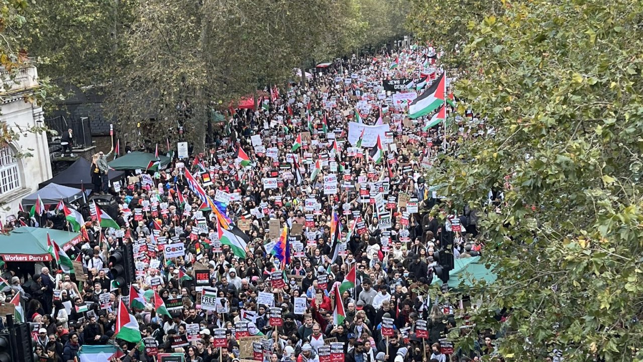 Londra’da ikinci büyük Filistin’e destek protestosu başladı