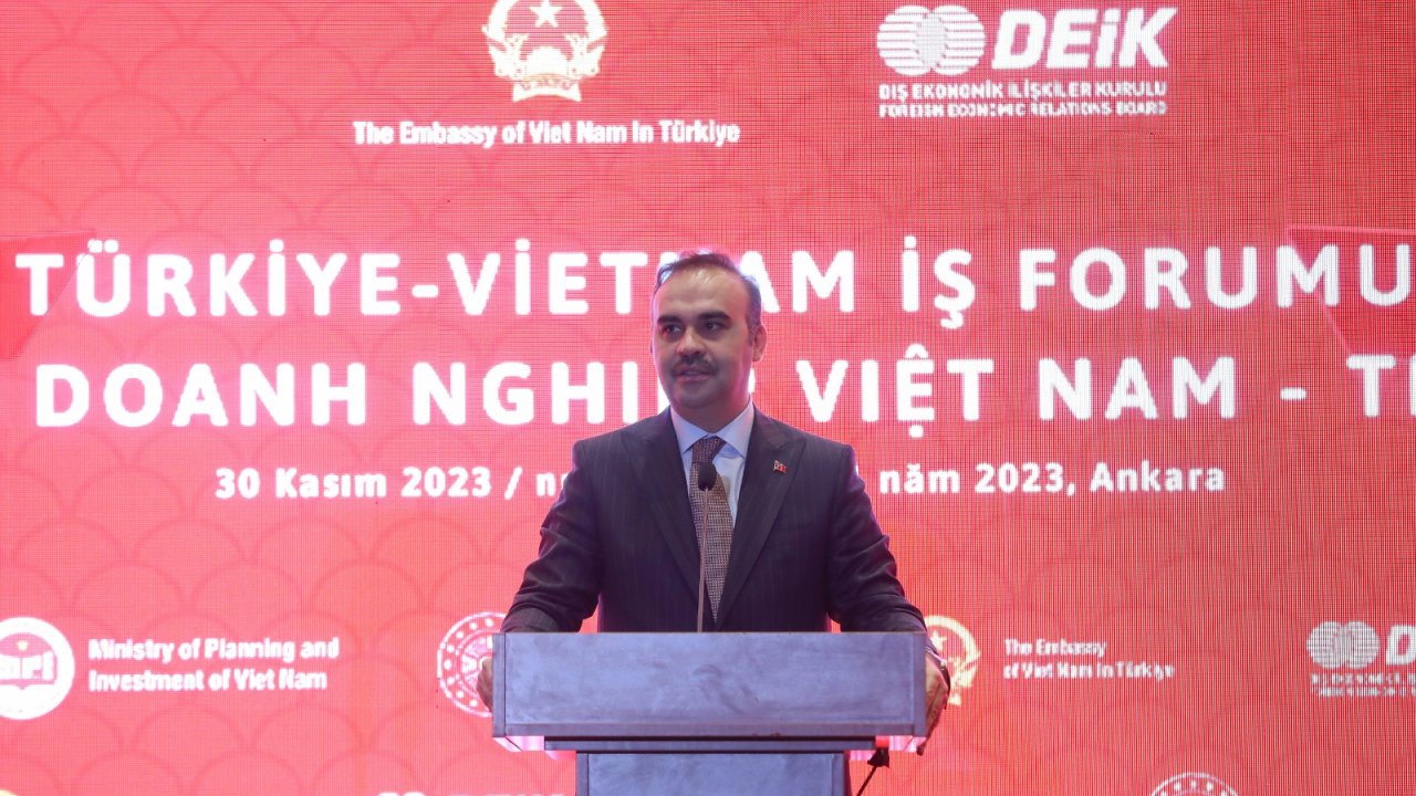 Bakan Kacır: Vietnam-Türkiye iş birliği, iki ülkenin dış ticaret hacmine katkı sağlayacak