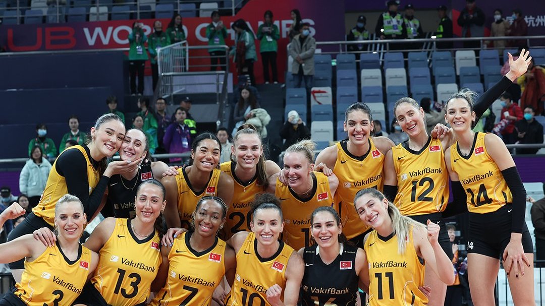 Voleybolda Türk derbisi: Eczacıbaşı Dynavit - VakıfBank