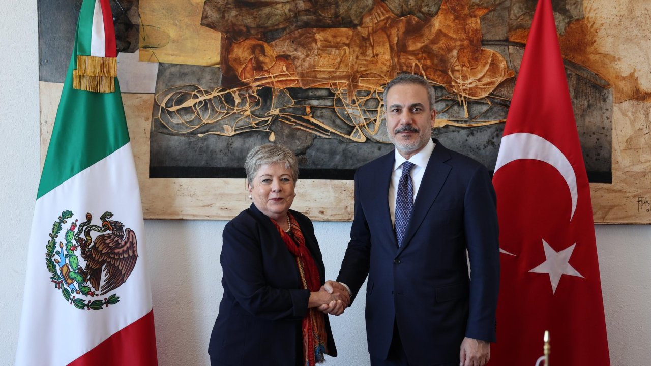 Dışişleri Bakanı Fidan mevkidaşı Alicia Barcena Ibarra ile görüştü