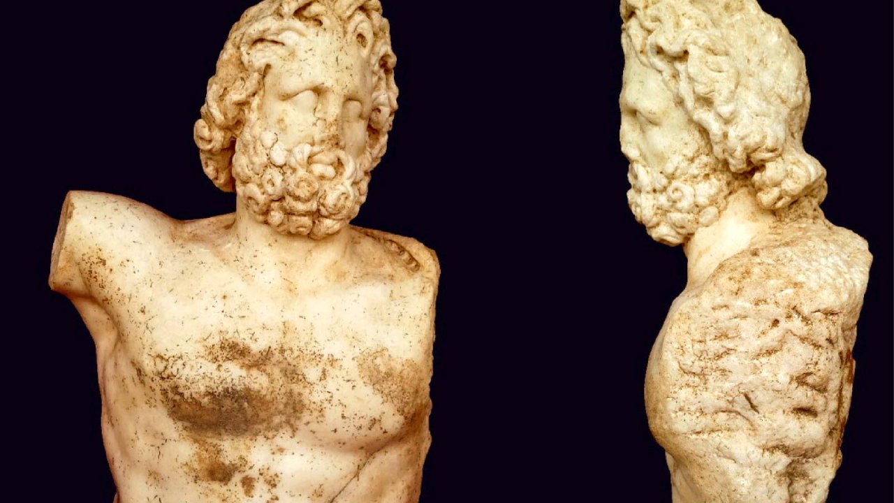 Bakan Ersoy: Antalya'da 2 bin yıllık Zeus ve Aphrodite heykelleri bulundu