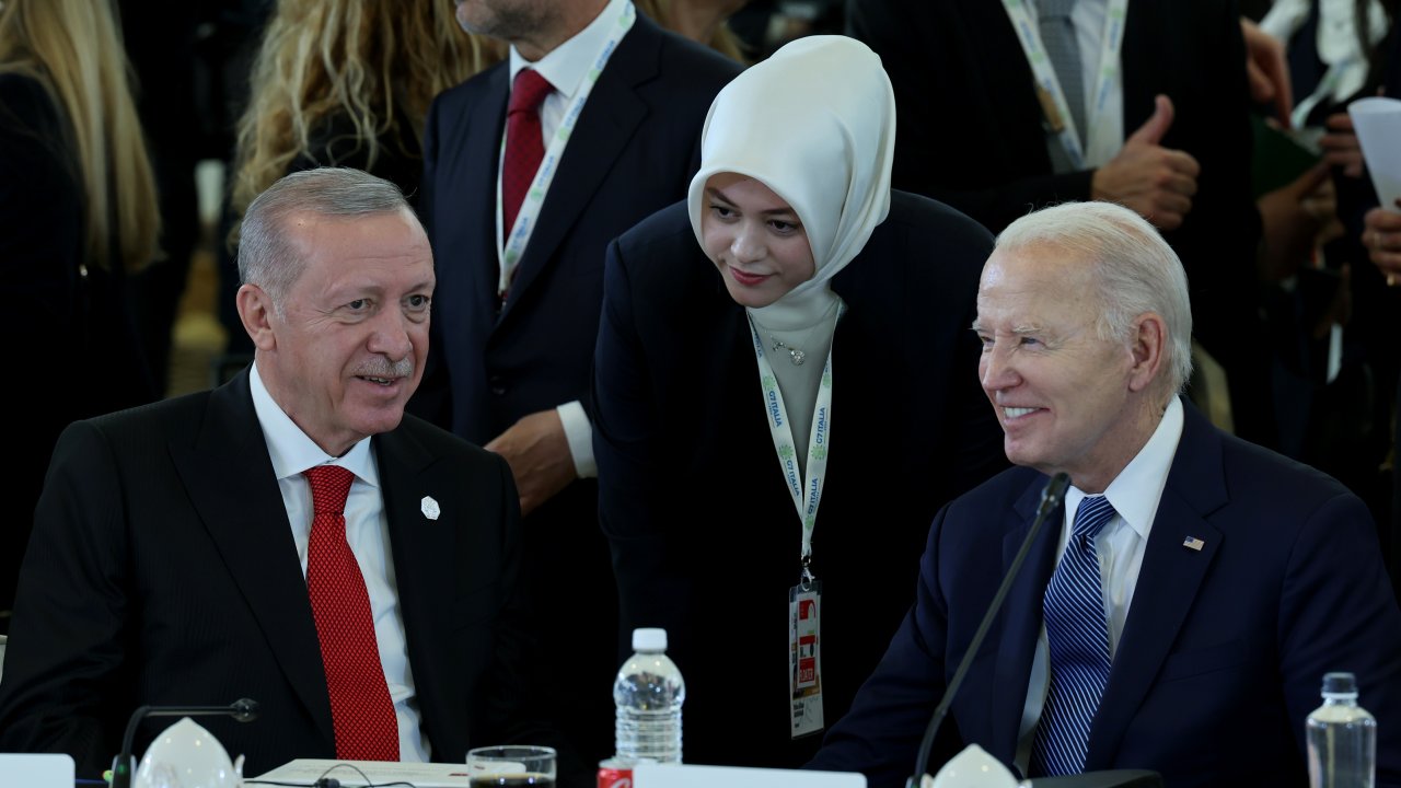President Erdogan chats with leaders at G7