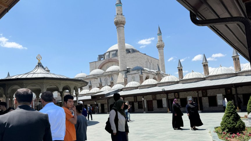 Konyada “Azərbaycan mədəniyyəti və ədəbiyyatı həftəliyi” keçiriləcək, Məhəmməd Füzulinin 530 illik yubileyi qeyd olunacaq