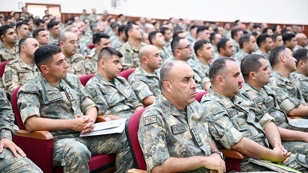 Azərbaycan Ordusunda maddi-texniki təminat üzrə toplanış keçirilib