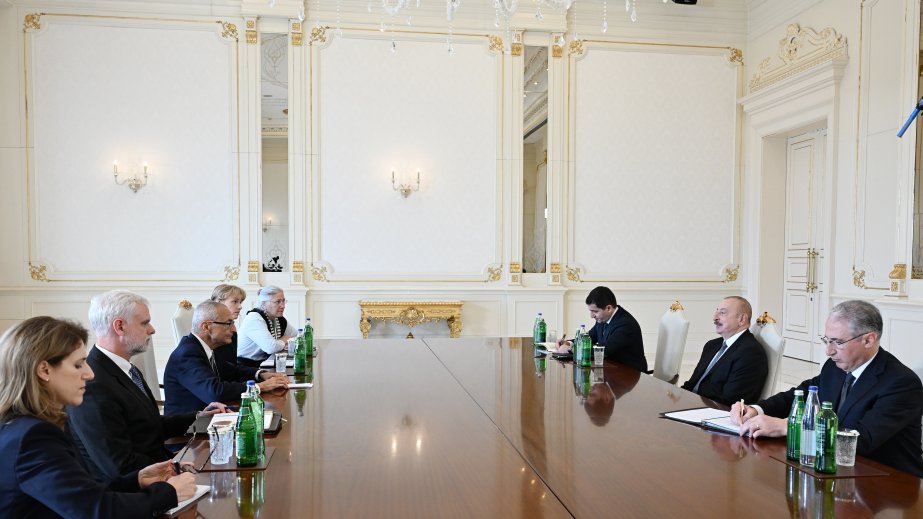 Ilham Aliyev received Senior Advisor to U.S. President for International Climate Policy