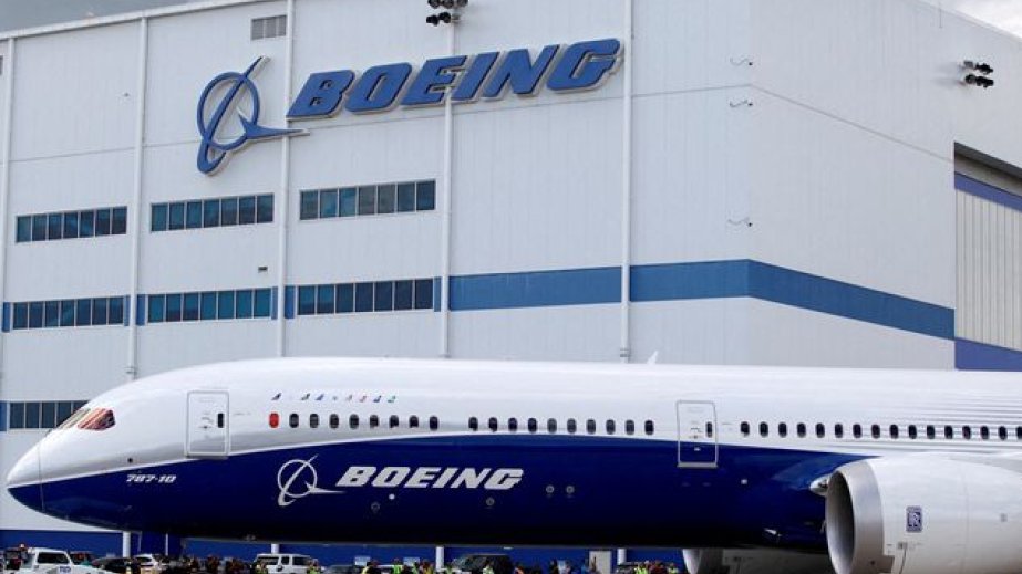 “Boeing” şirkəti ağır maliyyə böhranı ilə üzləşib