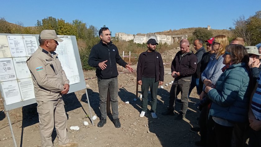 Dünya səyyahları işğaldan azad olunan torpaqların Ermənistan tərəfindən minalarla çirkəndirilməsi barədə məlumatlandırılıb