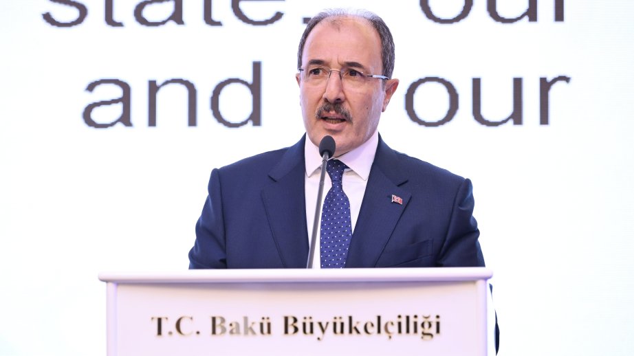 Cahit Bağçı: Türkiyə ilə Azərbaycan arasında dünyada bənzəri olmayan qardaşlığın şahidi oluruq