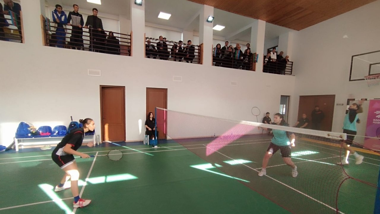 Xankəndidə 50 ildən sonra badminton üzrə ölkə çempionatı keçirilib