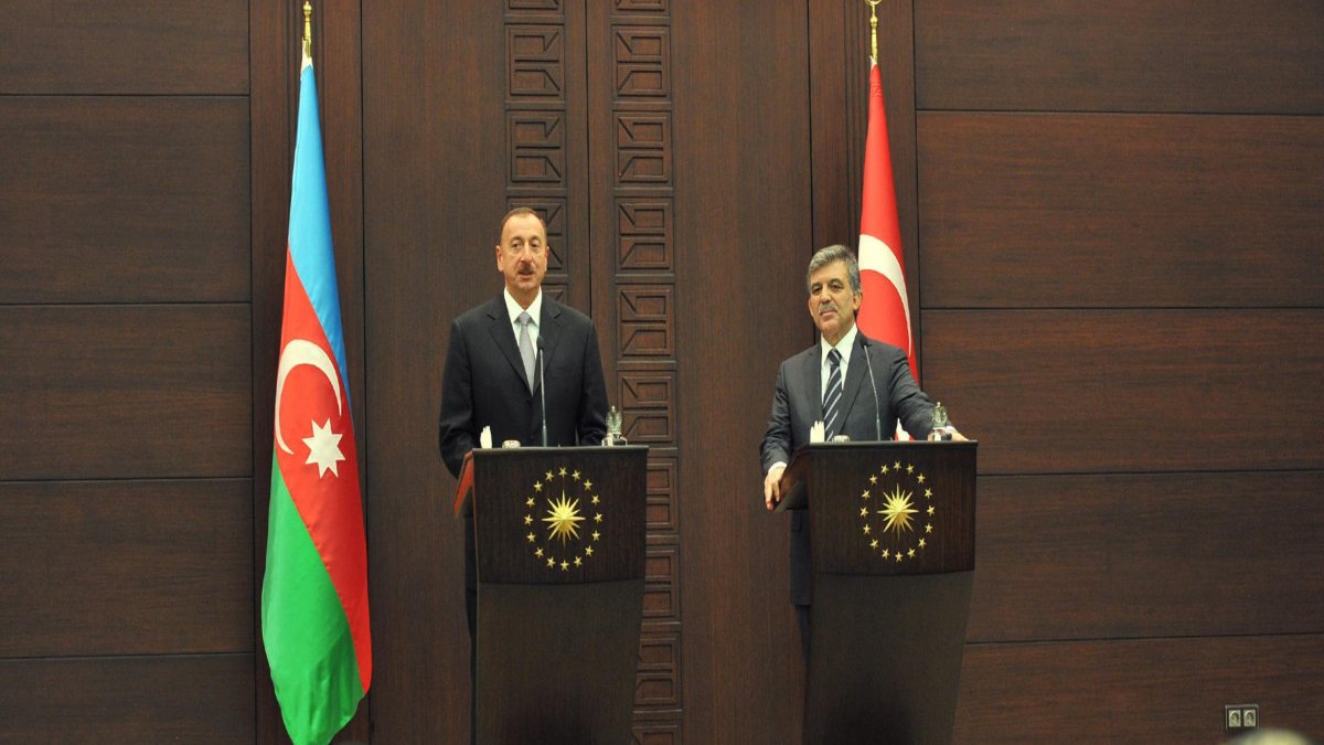 Abdullah Gül: Bu ağır itki bizim hamımızın ümumi kədərimizdir