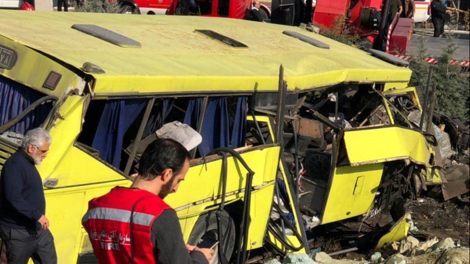 25 injured as bus overturns in Tehran