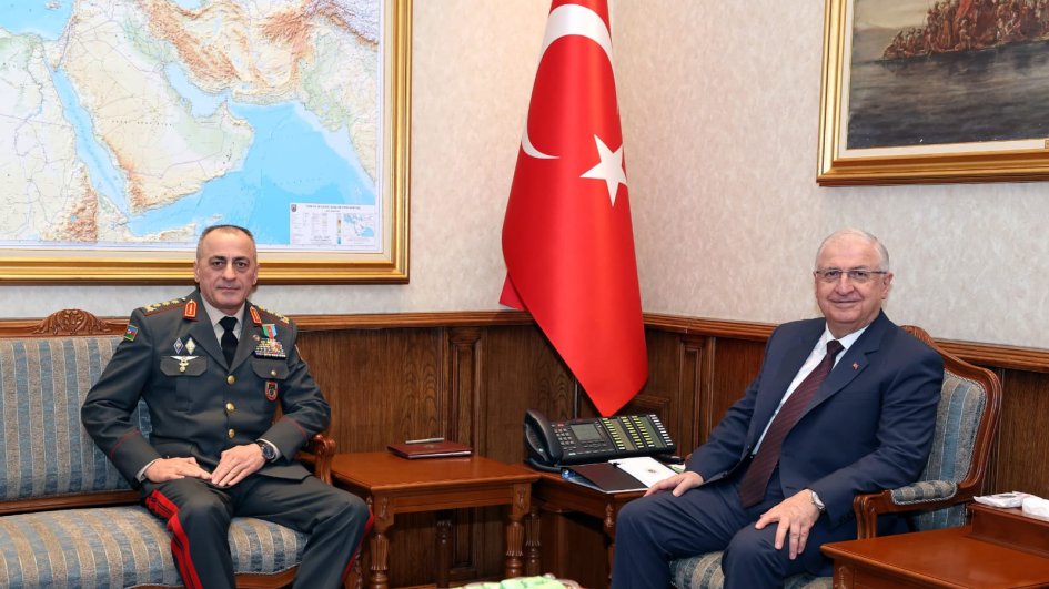 Azerbaijan’s Deputy Defense Minister meets with Turkish minister of National Defense