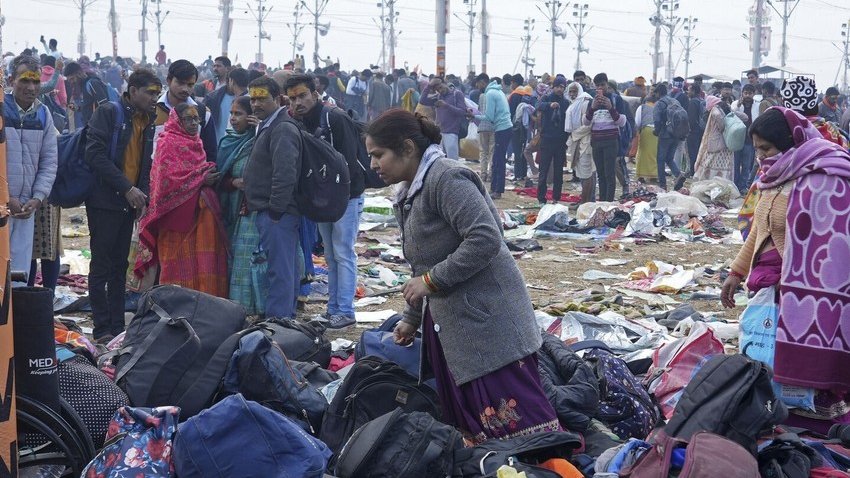 Hindistanda dini festival zamanı növbəti izdihamda yeddi nəfər ölüb