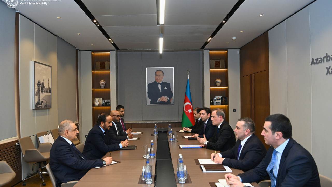 Azerbaijan, Oman hold political consultations