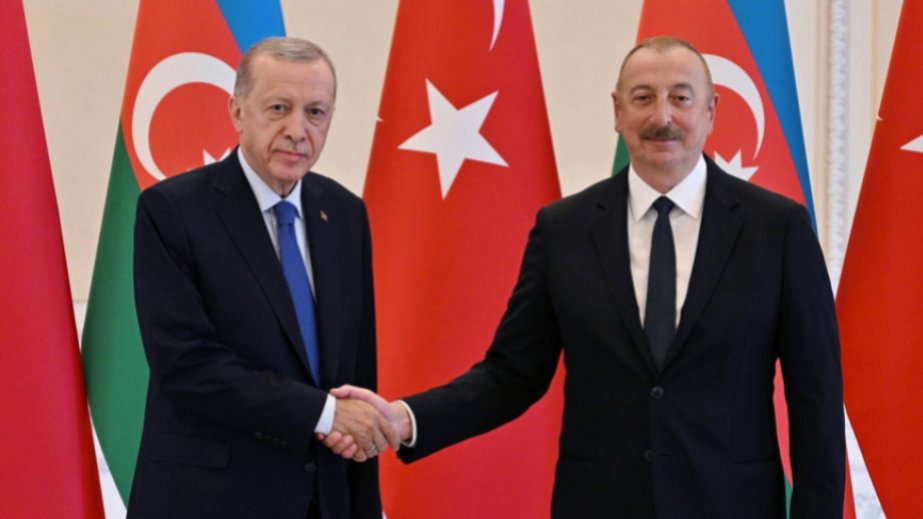 President Ilham Aliyev makes phone call to President of Türkiye