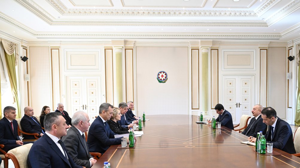 President Ilham Aliyev receives delegation led by Chairwoman of Russia’s Federation Council (PHOTO)